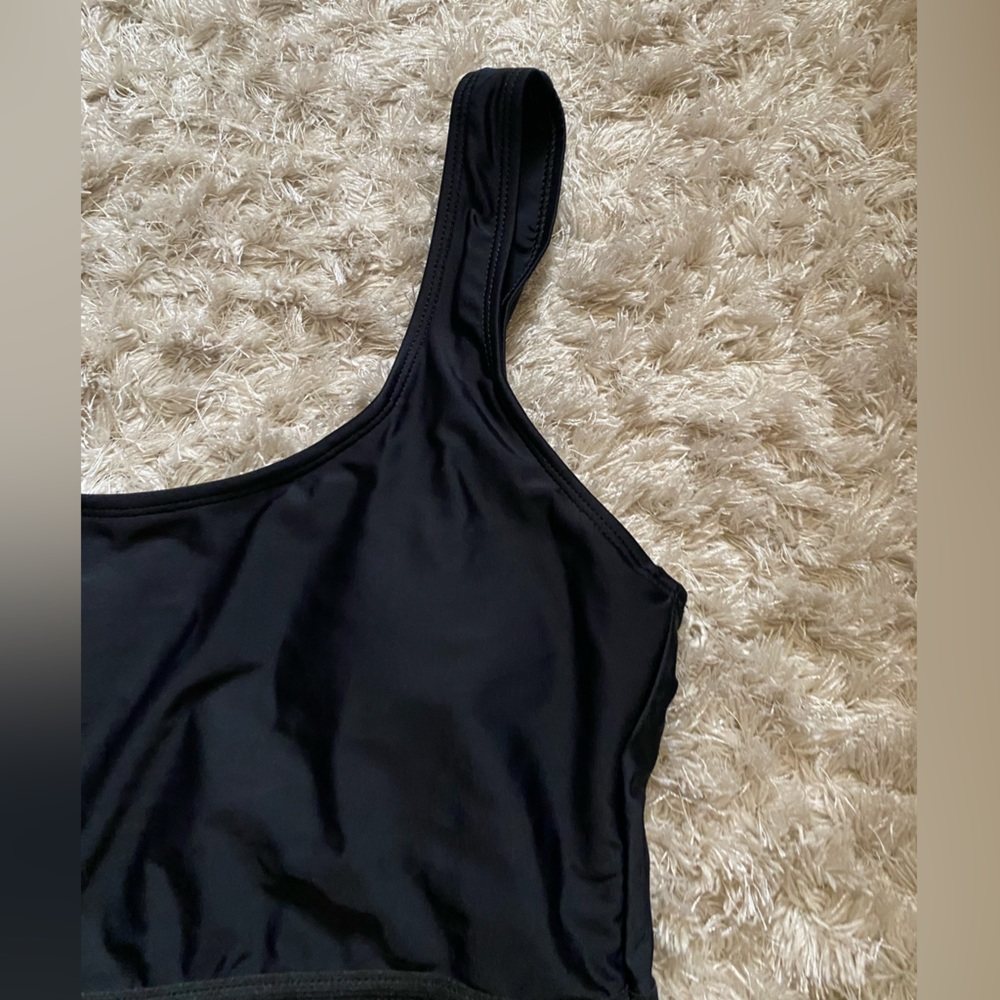 SHEIN One piece swimsuit - Picture 6 of 10